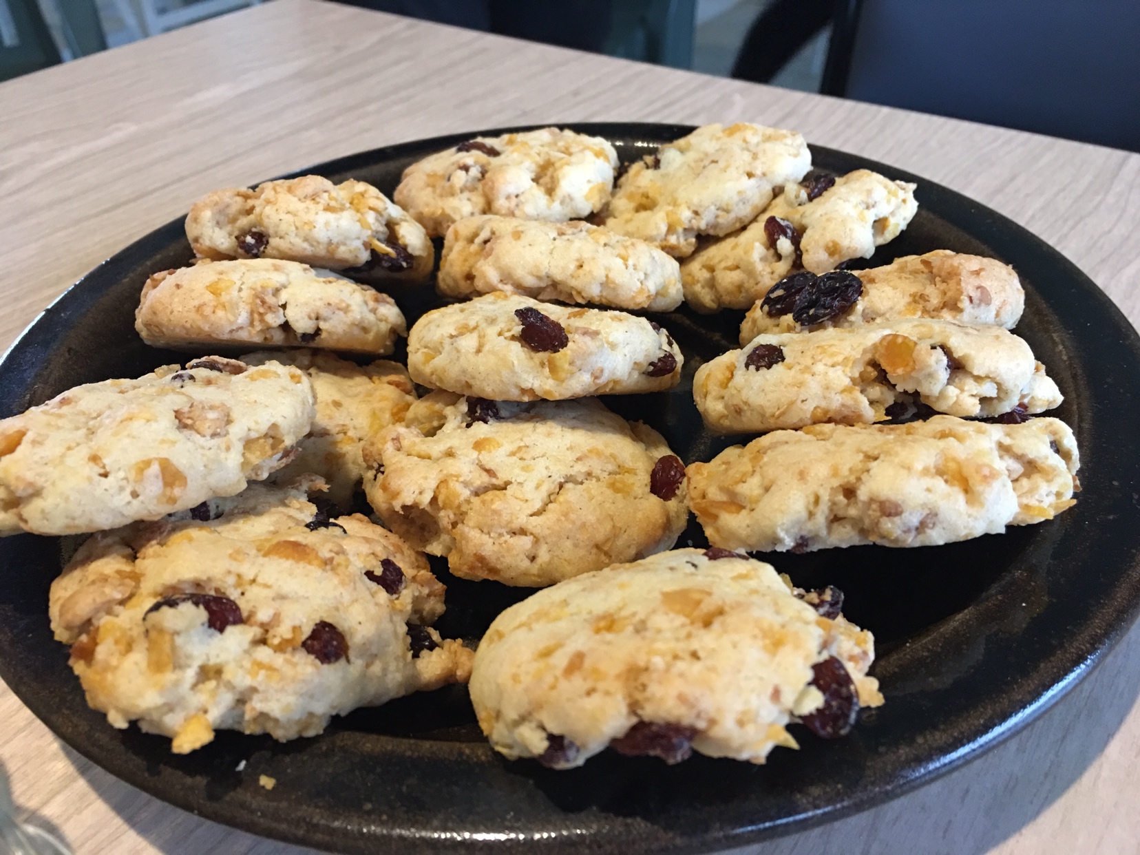 Sultana and cornflakes cookie （🇦🇺小葡萄干玉米片饼干）的做法