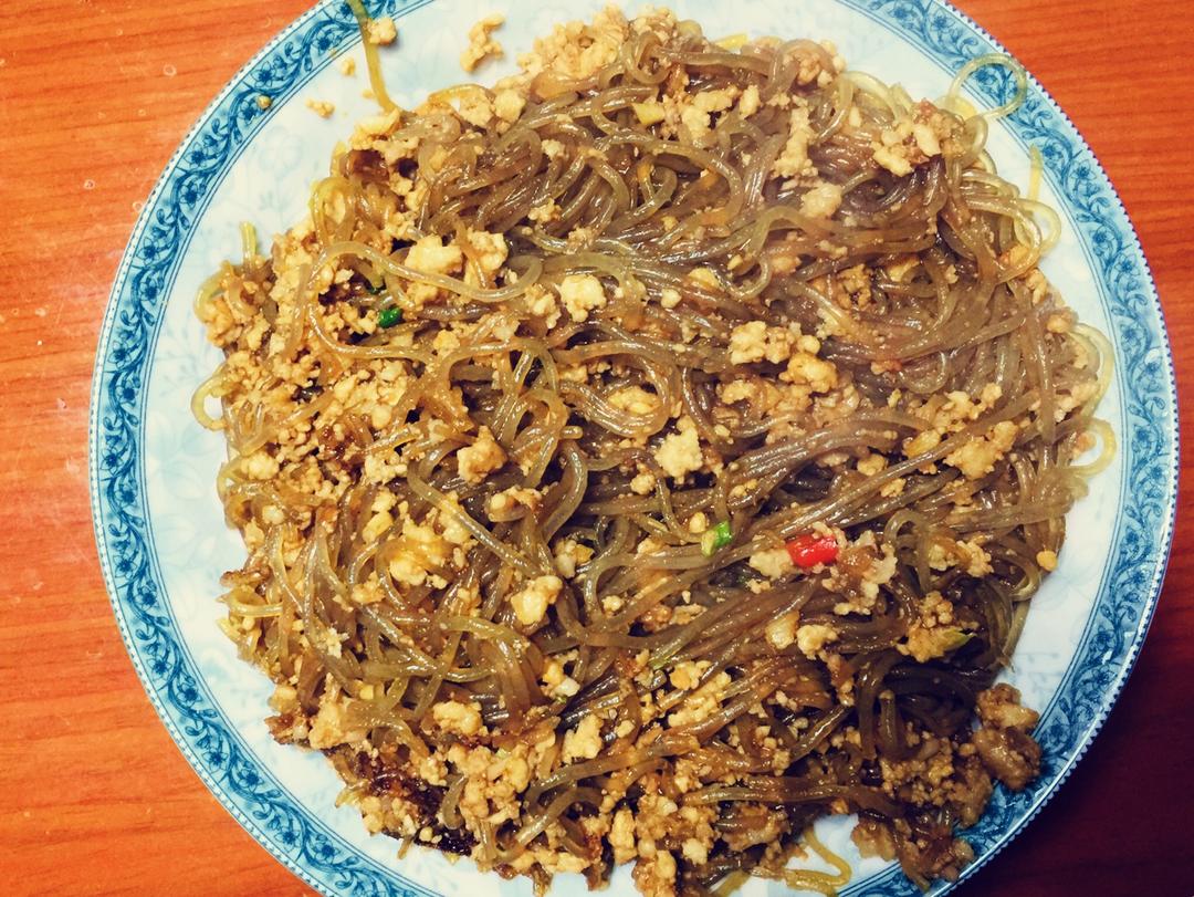 【蚂蚁上树】