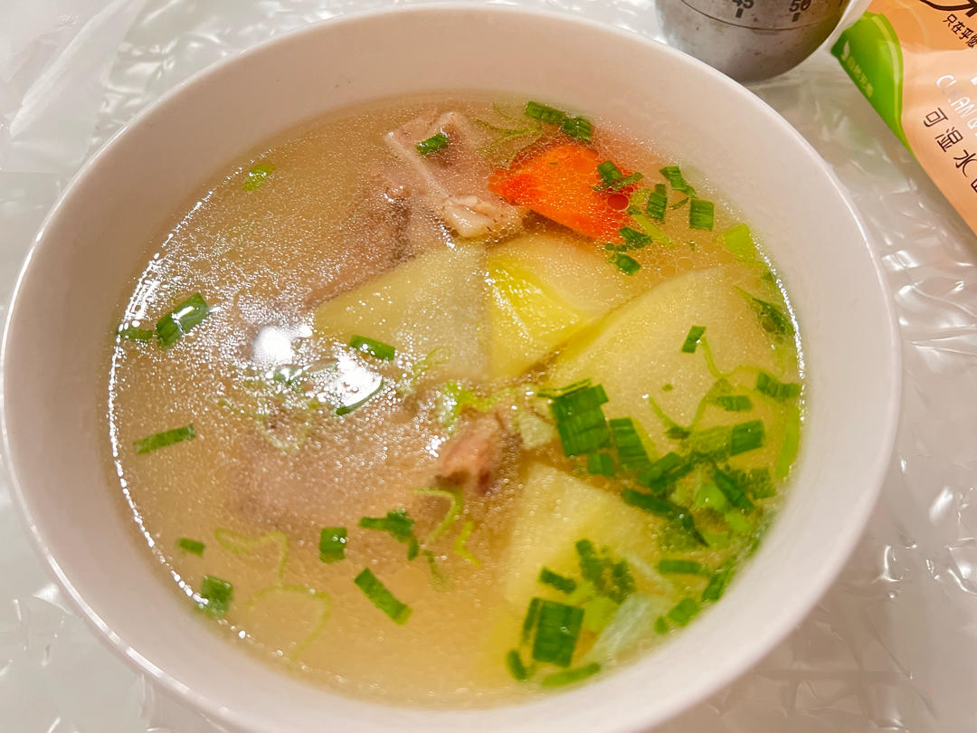 羊肉汤(炖萝卜)