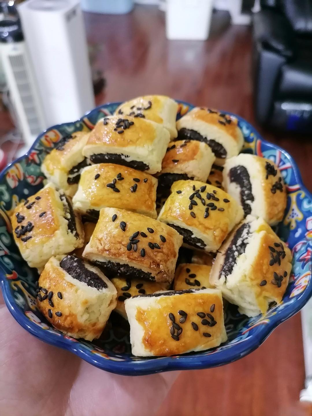 酥脆可口的豆沙一口酥
