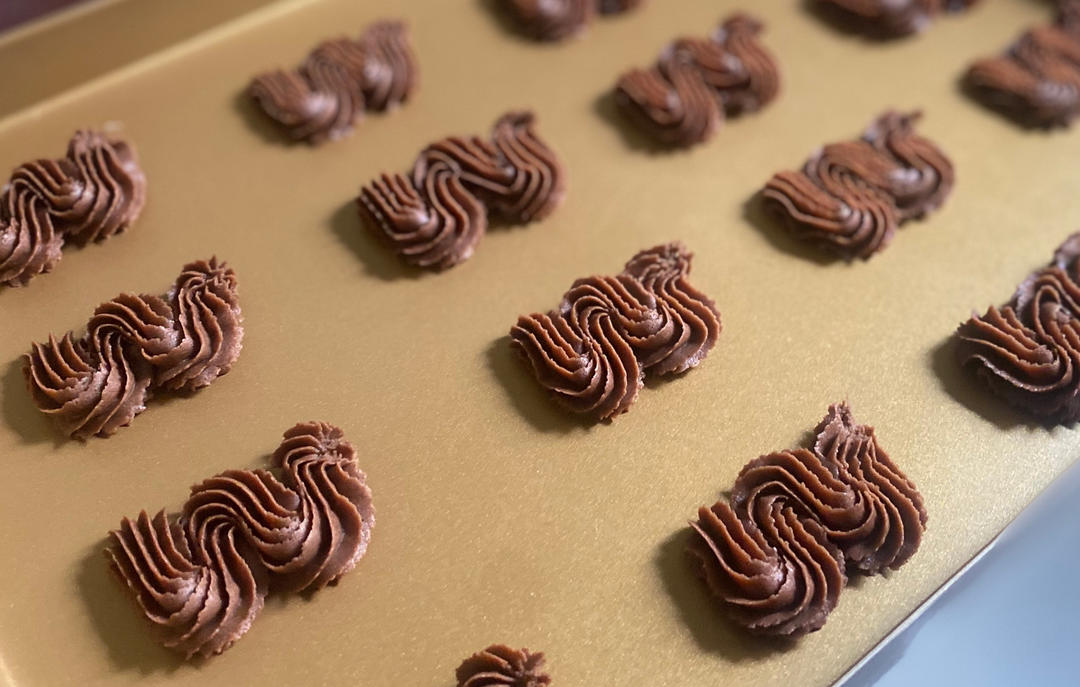 Pierre Hermé的巧克力维也纳酥饼