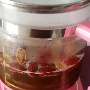 桂圆红枣水~养生壶版的做法 步骤1