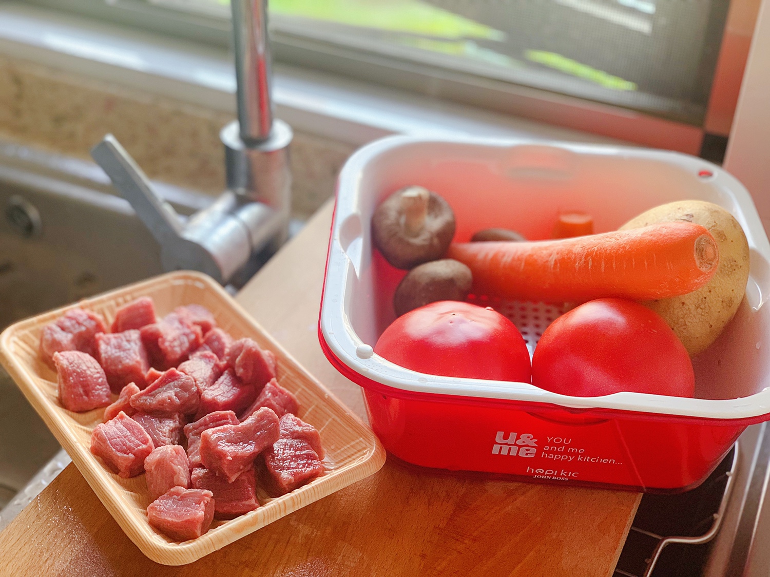 为了用这口锅做的番茄牛腩汤🍅的做法 步骤1