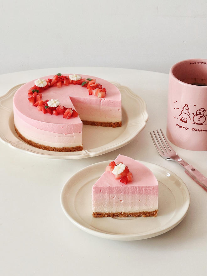 免烤少女心甜品🍓粉嫩草莓渐变慕斯蛋糕💗的做法