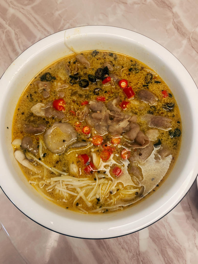 《忘不了餐厅》同款-五分钟做出酸汤肥牛