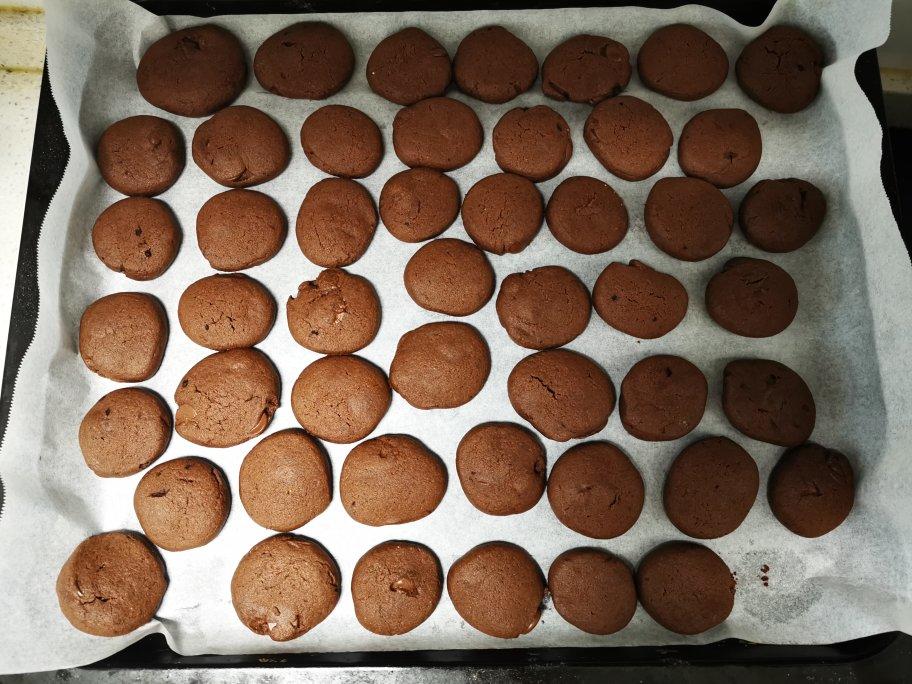 大块黑巧克力曲奇（君之配方）