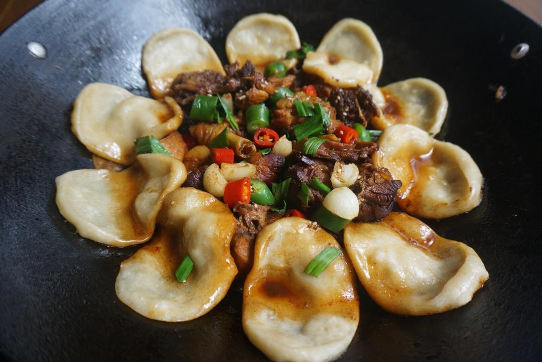 地锅鸡+自制红油【曼食慢语】