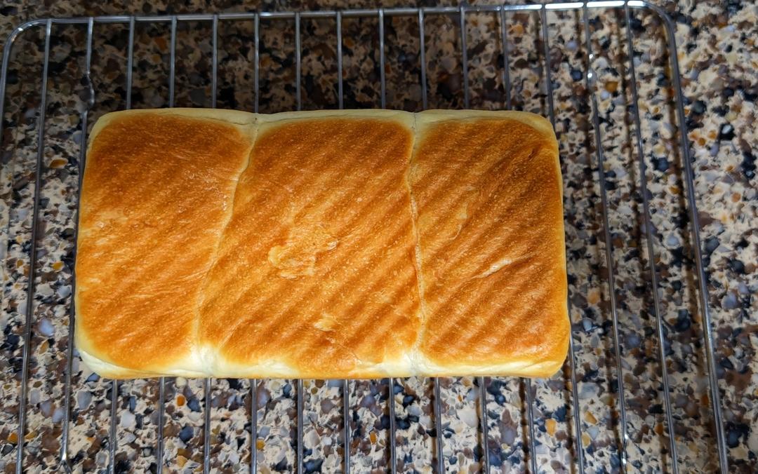 【小高姐】早餐白面包 极简主义的手工面包