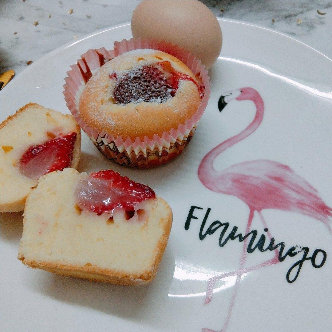 一整颗草莓の马芬