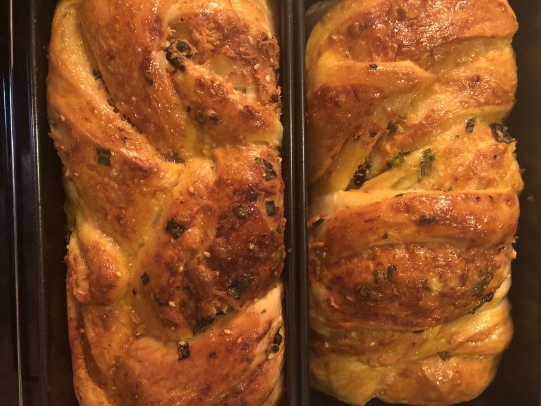 香葱肉松手撕吐司