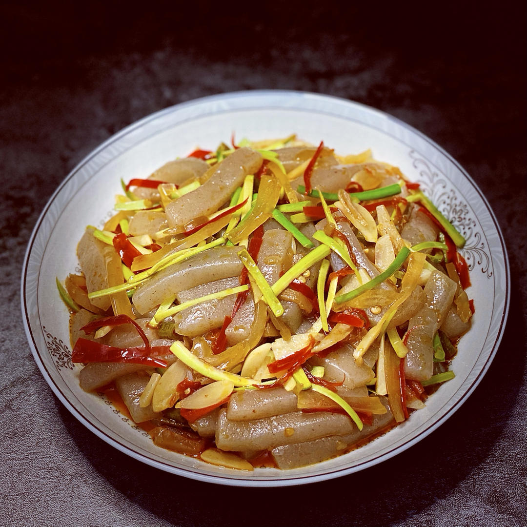 鹏妈在奔跑做的泡菜炒魔芋