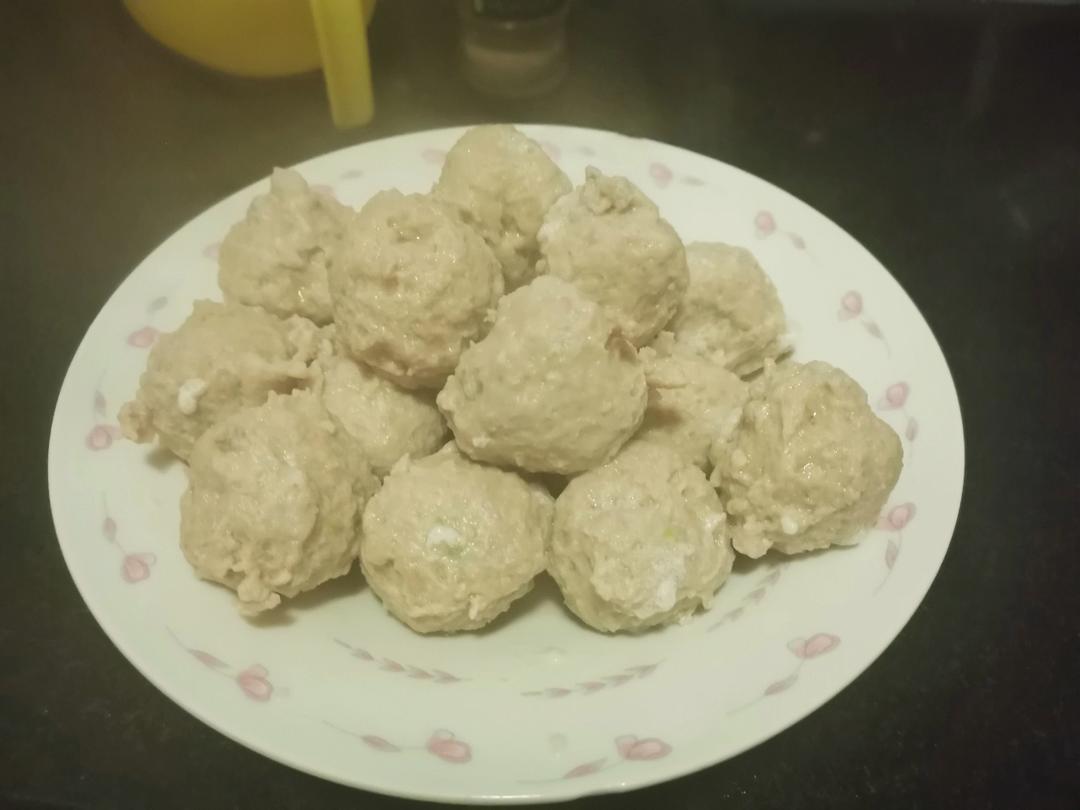 猪肉丸子的做法