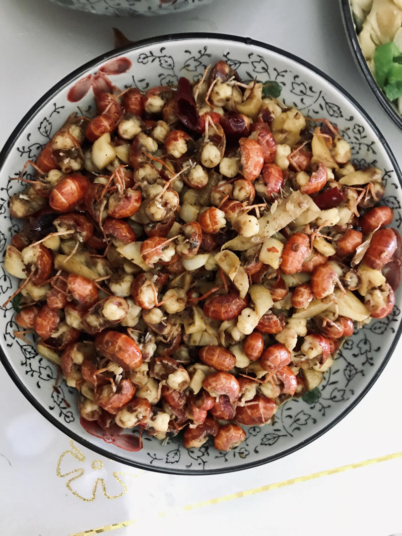 吮指全味虾球