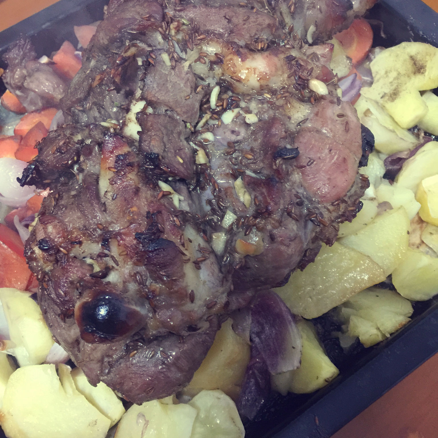 孜然蒜香烤羊腿