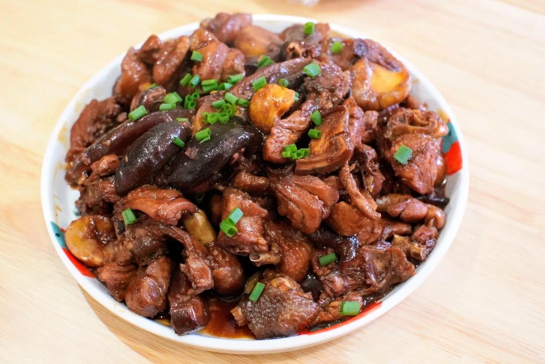 【栗子烧鸡】鸡肉都给你吃，栗子归我~