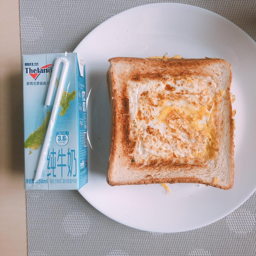 荷包蛋土司