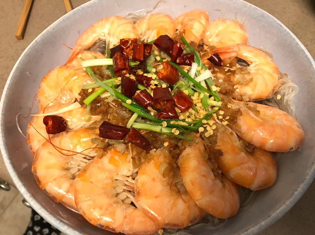 虾最美味的吃法必须是这个——蒜蓉蒸虾（多动图，孔瑶的食谱）
