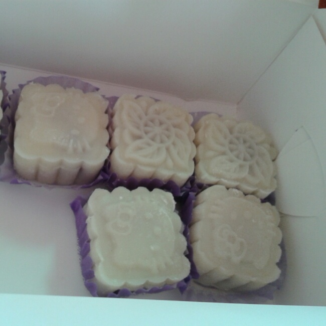 冰皮豆沙月饼