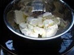 椰香榴莲烤芝士的做法 步骤4