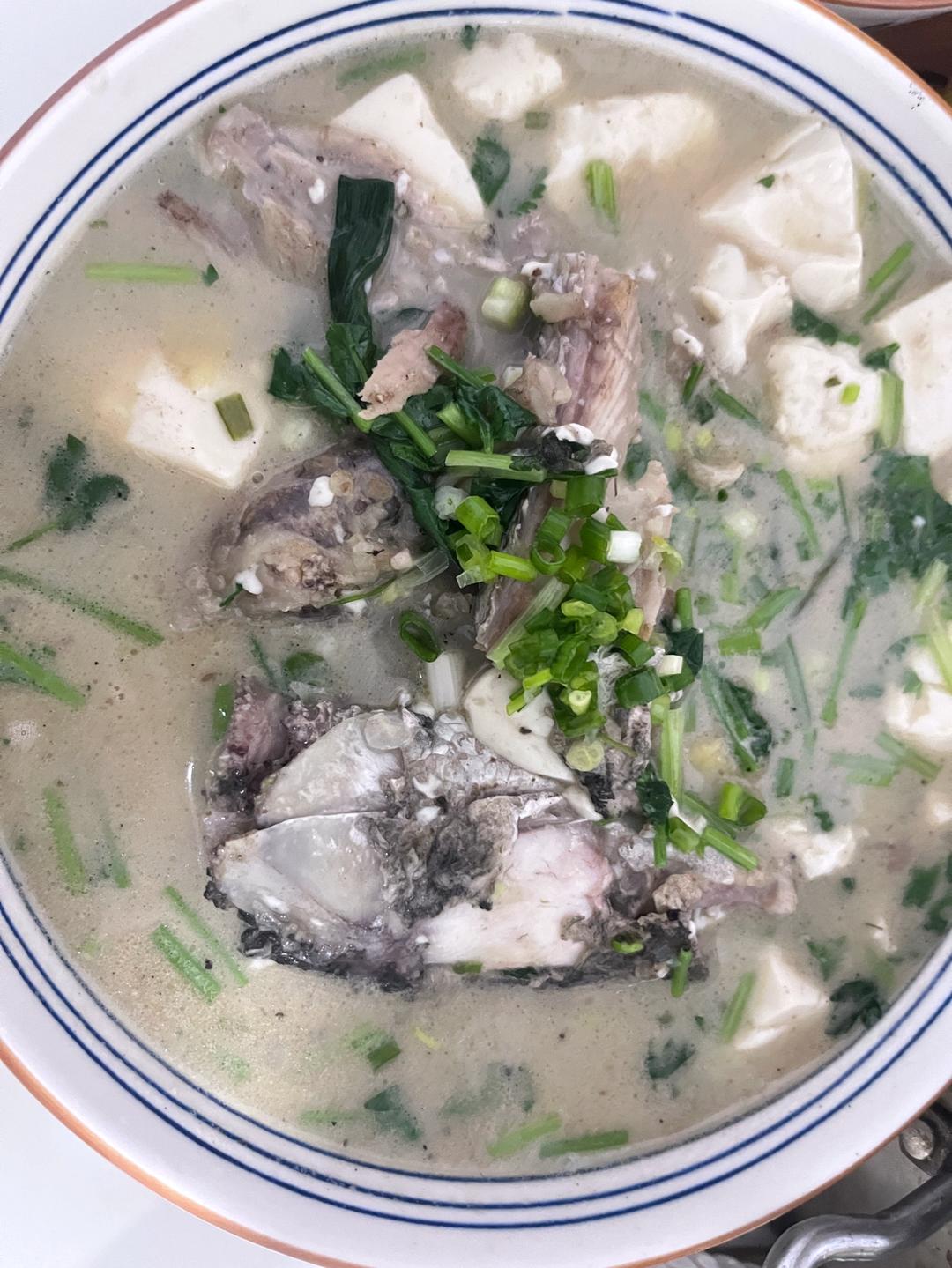 鱼头豆腐汤