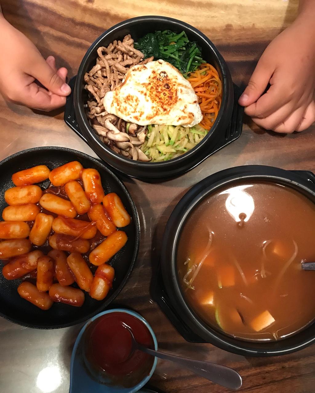 石锅拌饭