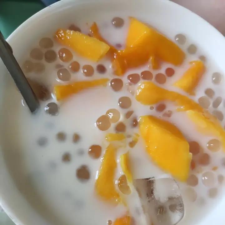 椰汁芒果西米露，香甜可口！