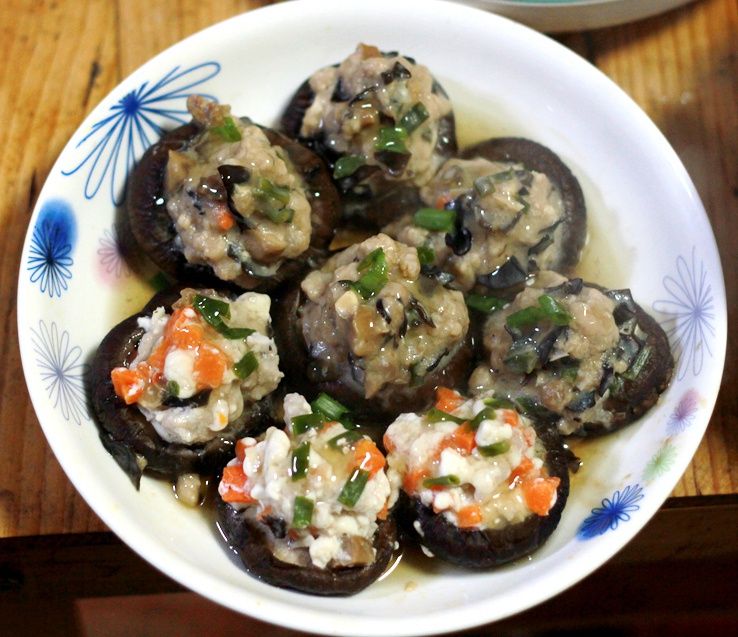 豆腐肉末酿香菇