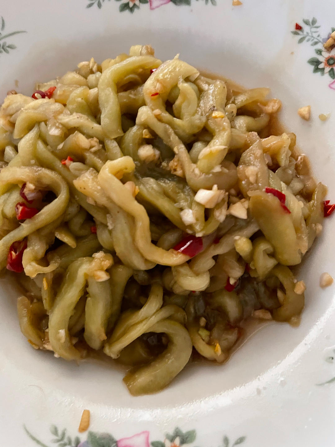 凉拌茄子这样做，堪称米饭杀手