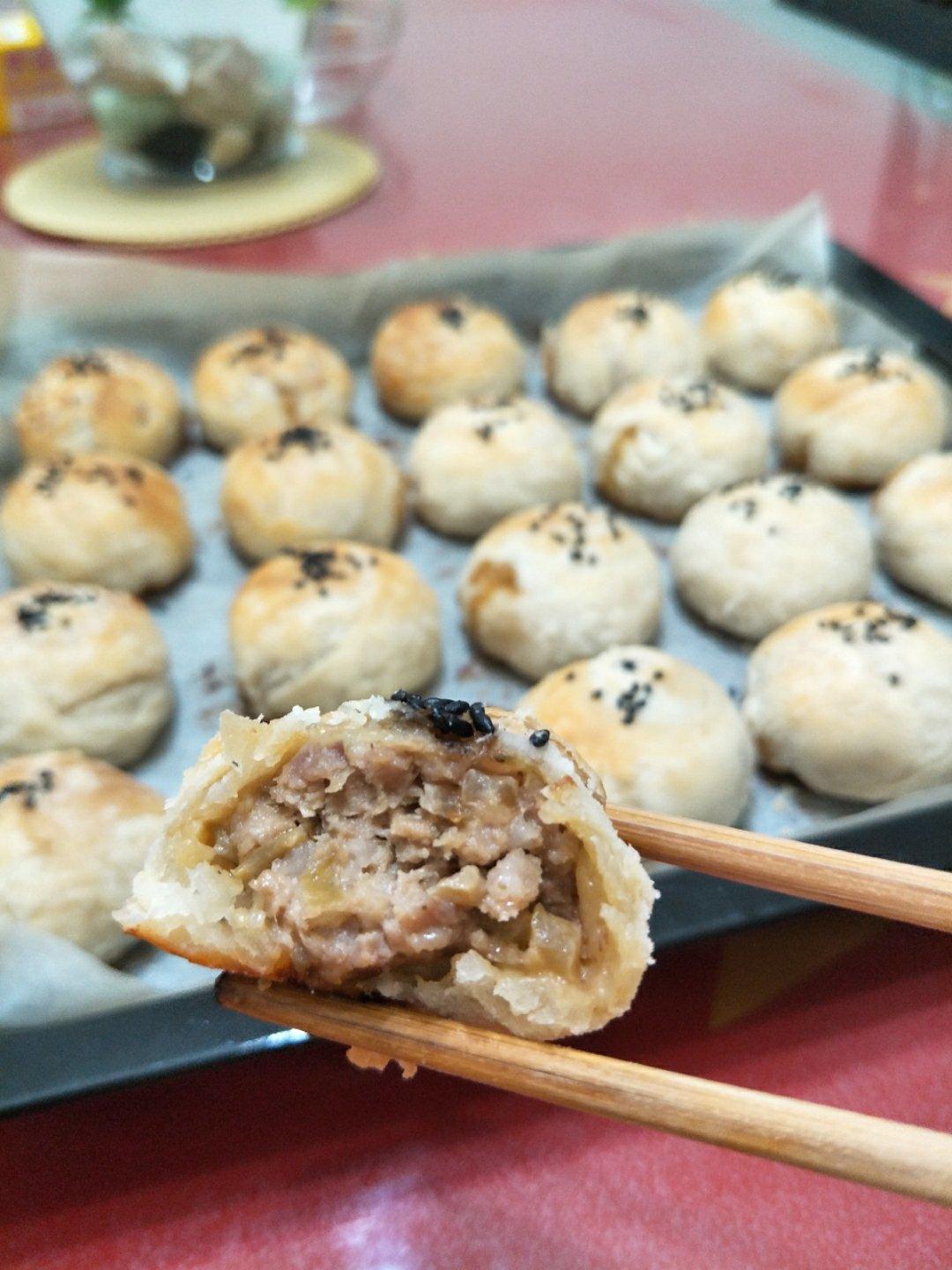 酥皮鲜肉月饼～酥的掉渣