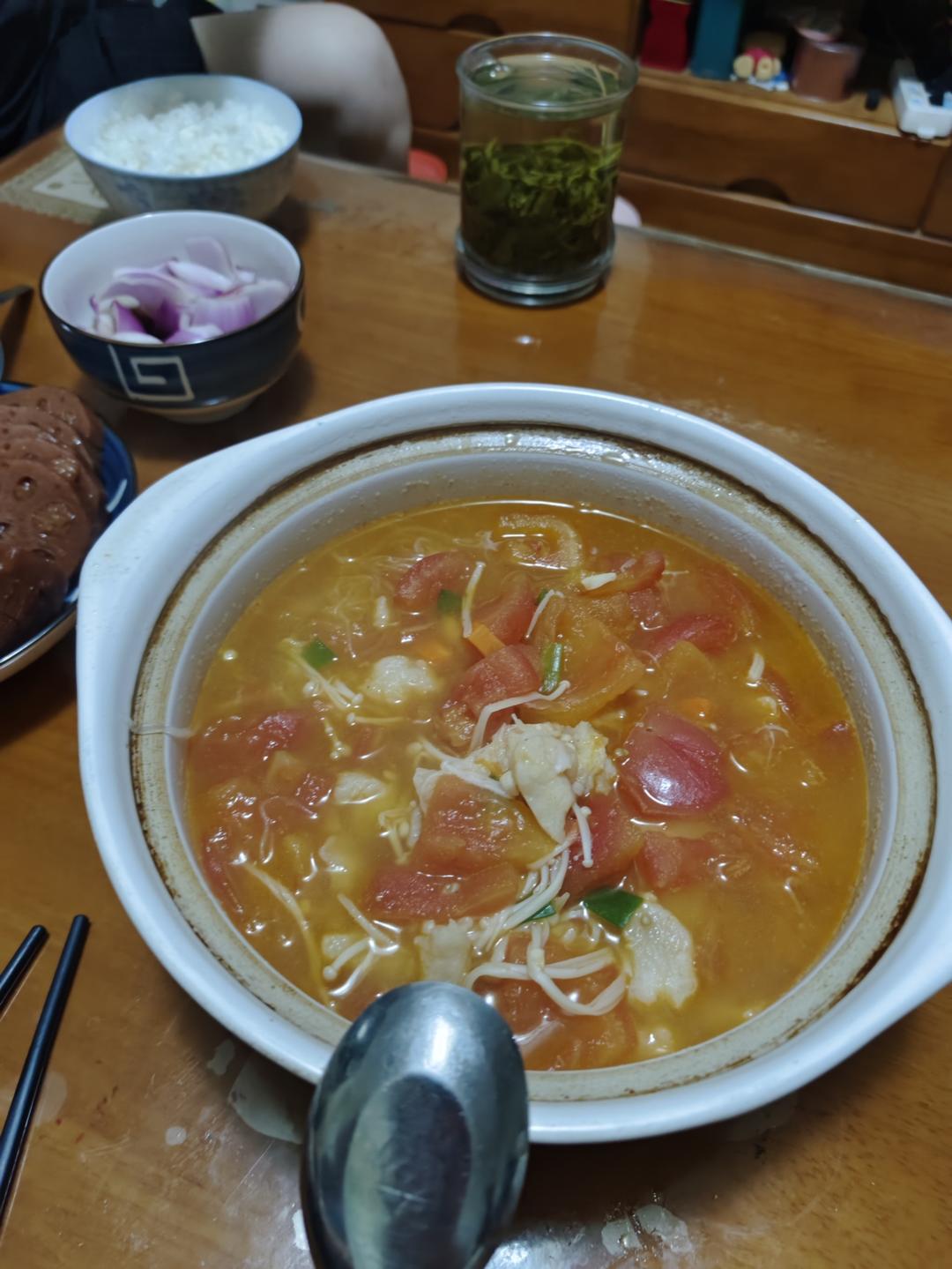 酸爽开胃，番茄巴沙鱼