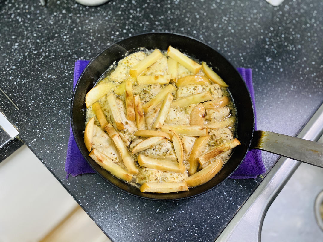 【健康三餐】苹果迷迭香烤鸡胸