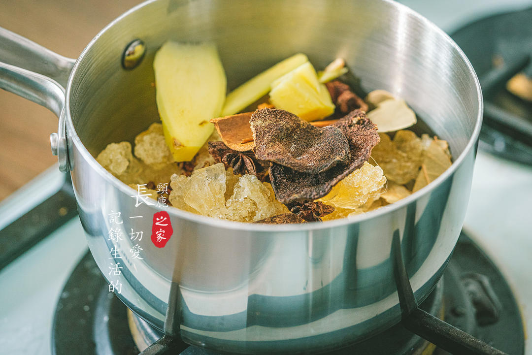 無敵好吃的-自制熟醉蟹的做法 步驟1