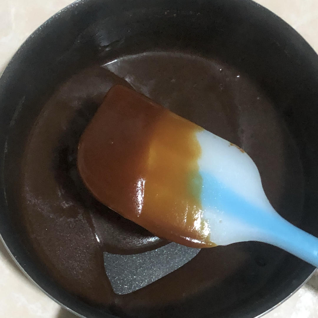 简单又方便的秘制煎饼果子甜面酱