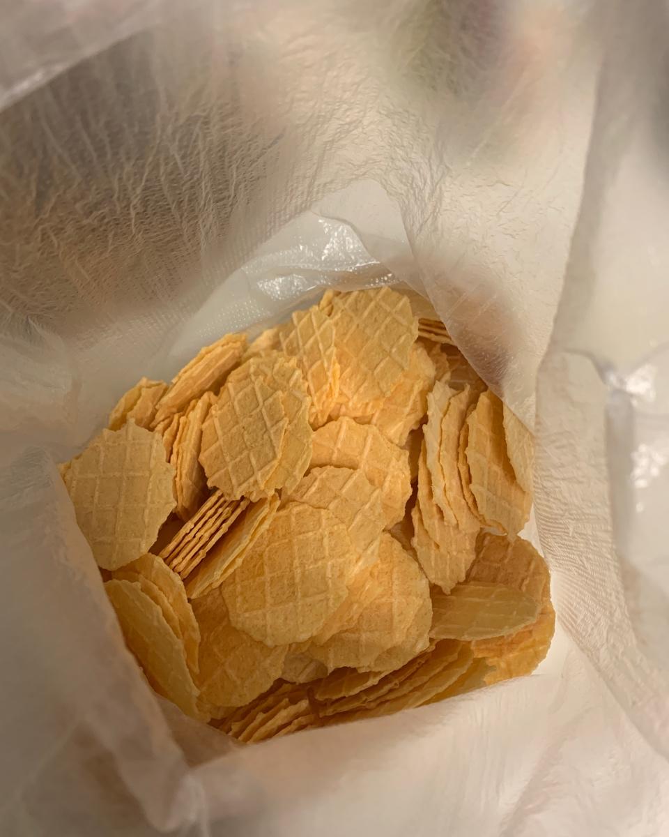 鲜掉眉毛的虾片