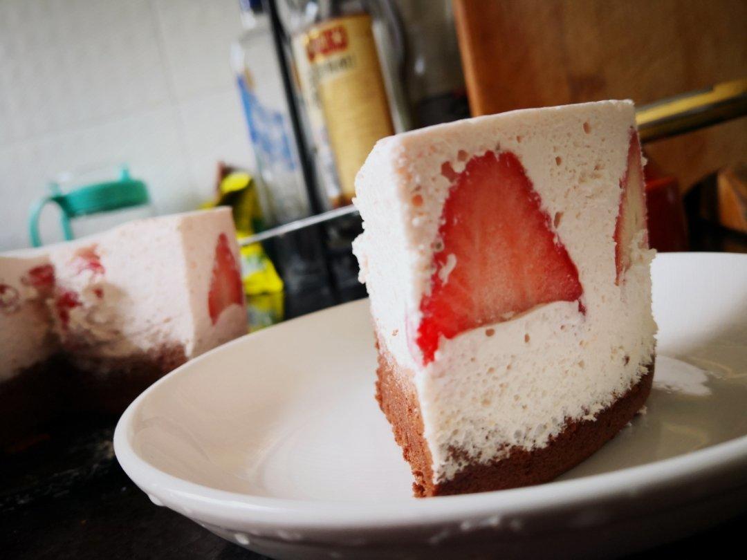 草莓慕斯（无需蛋糕片）