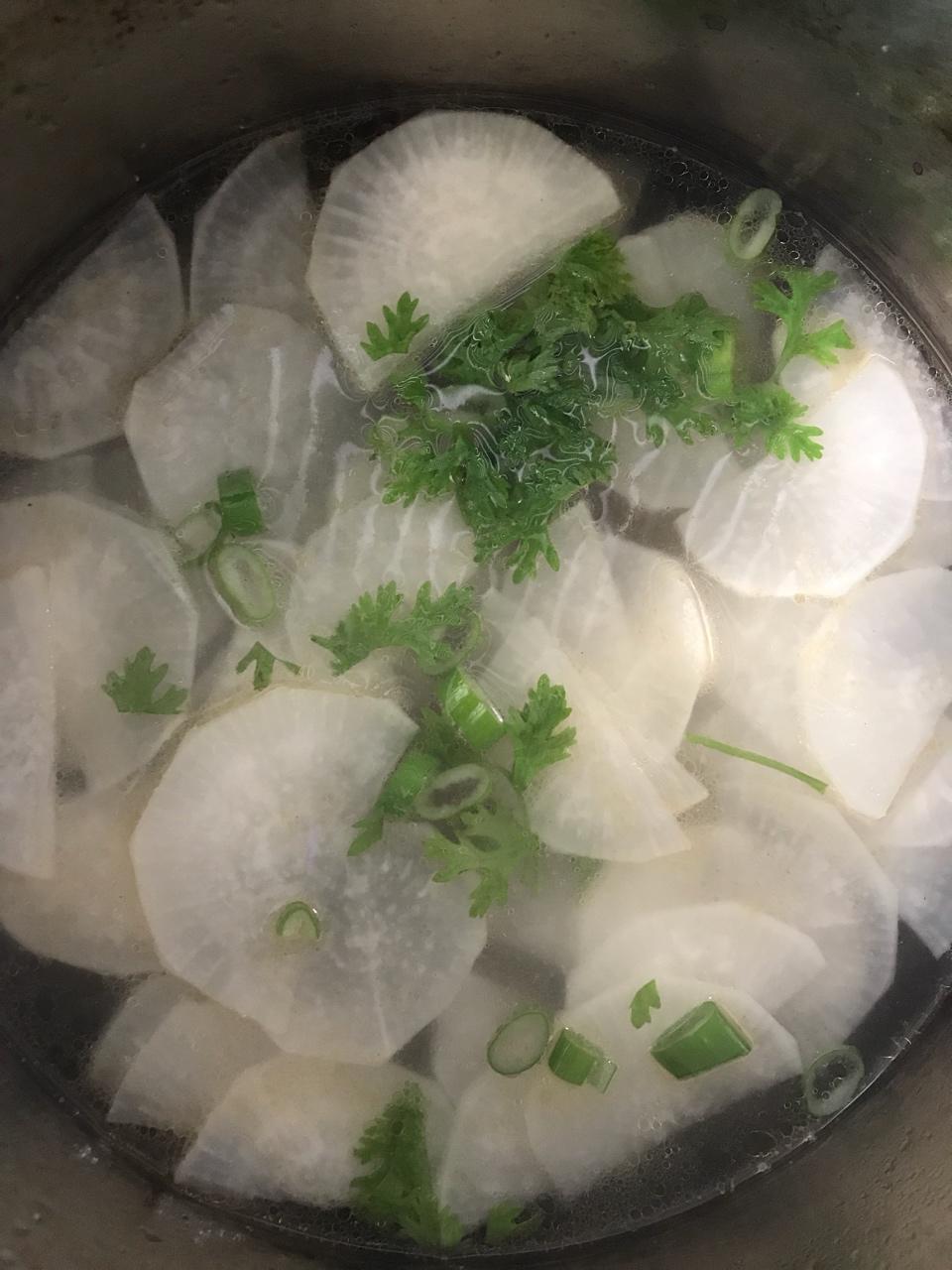 爽口白萝卜汤
