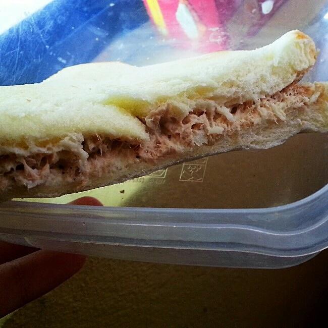 三分钟tuna吞拿鱼三明治超级简单好吃的做法