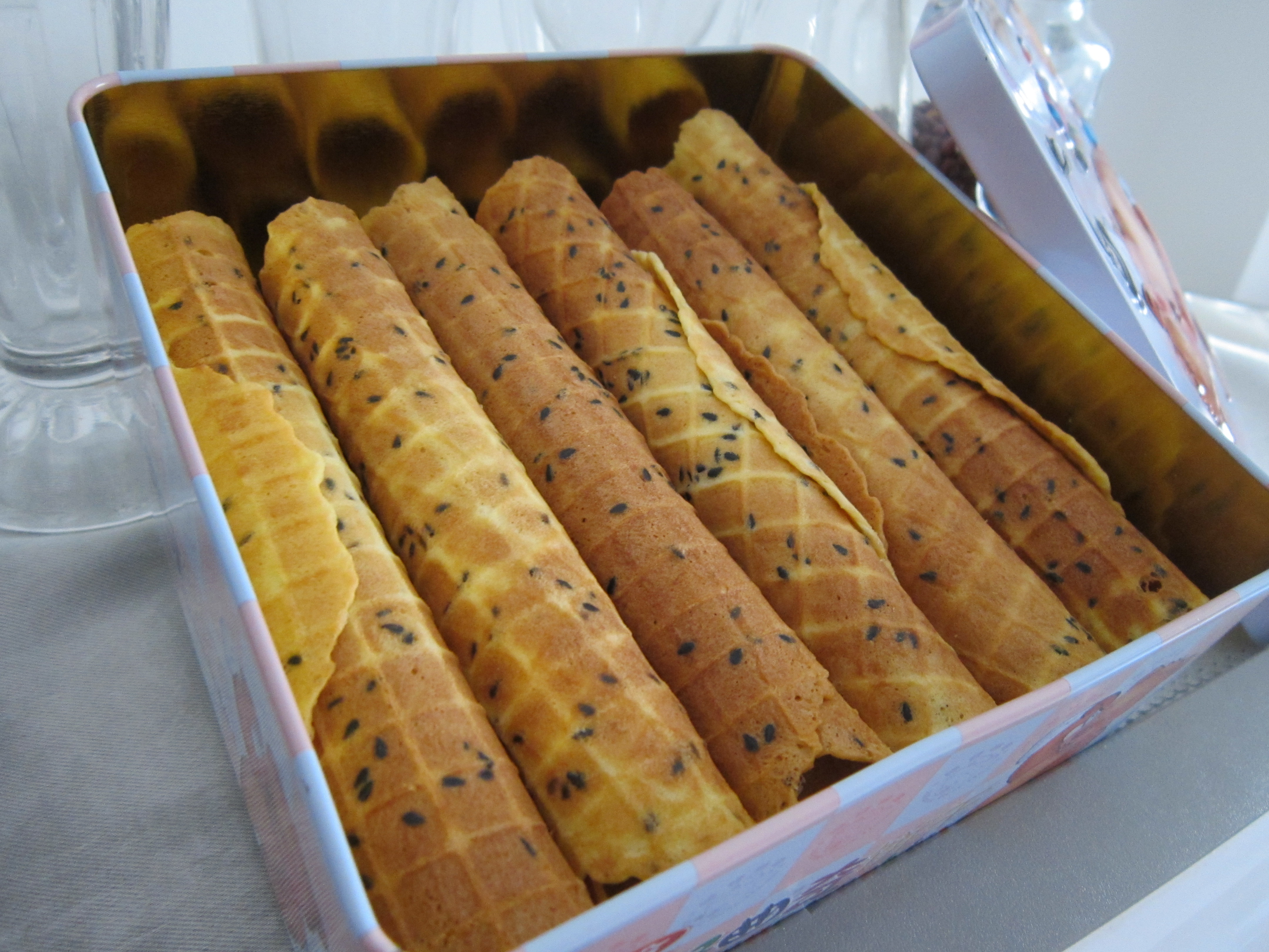 芝麻香酥蛋卷（视频食谱）