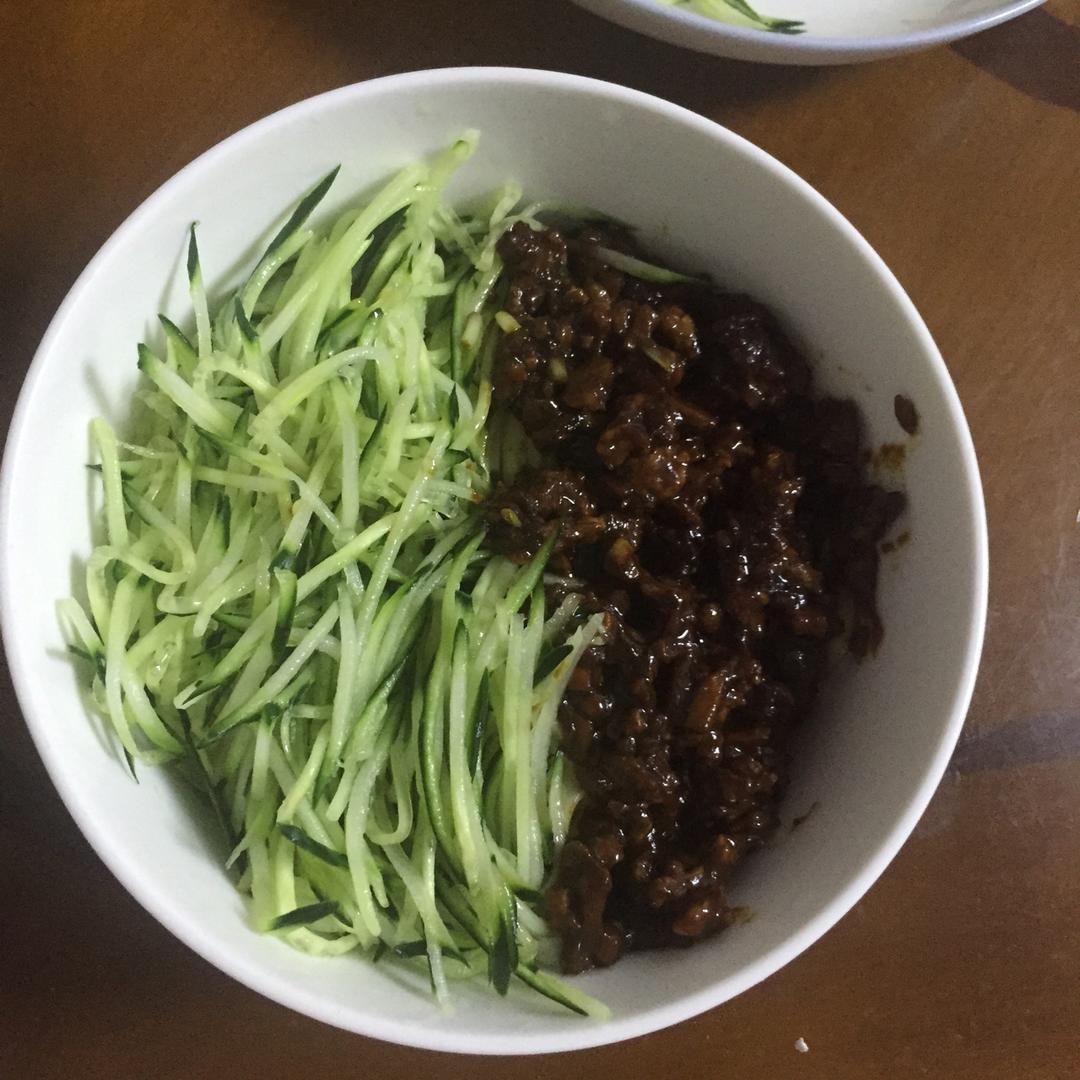 炸酱面