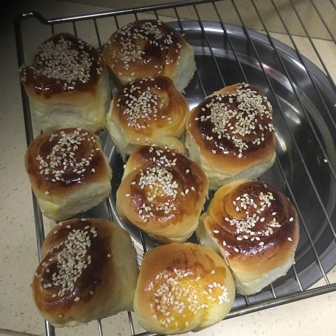 脆底蜂蜜小面包