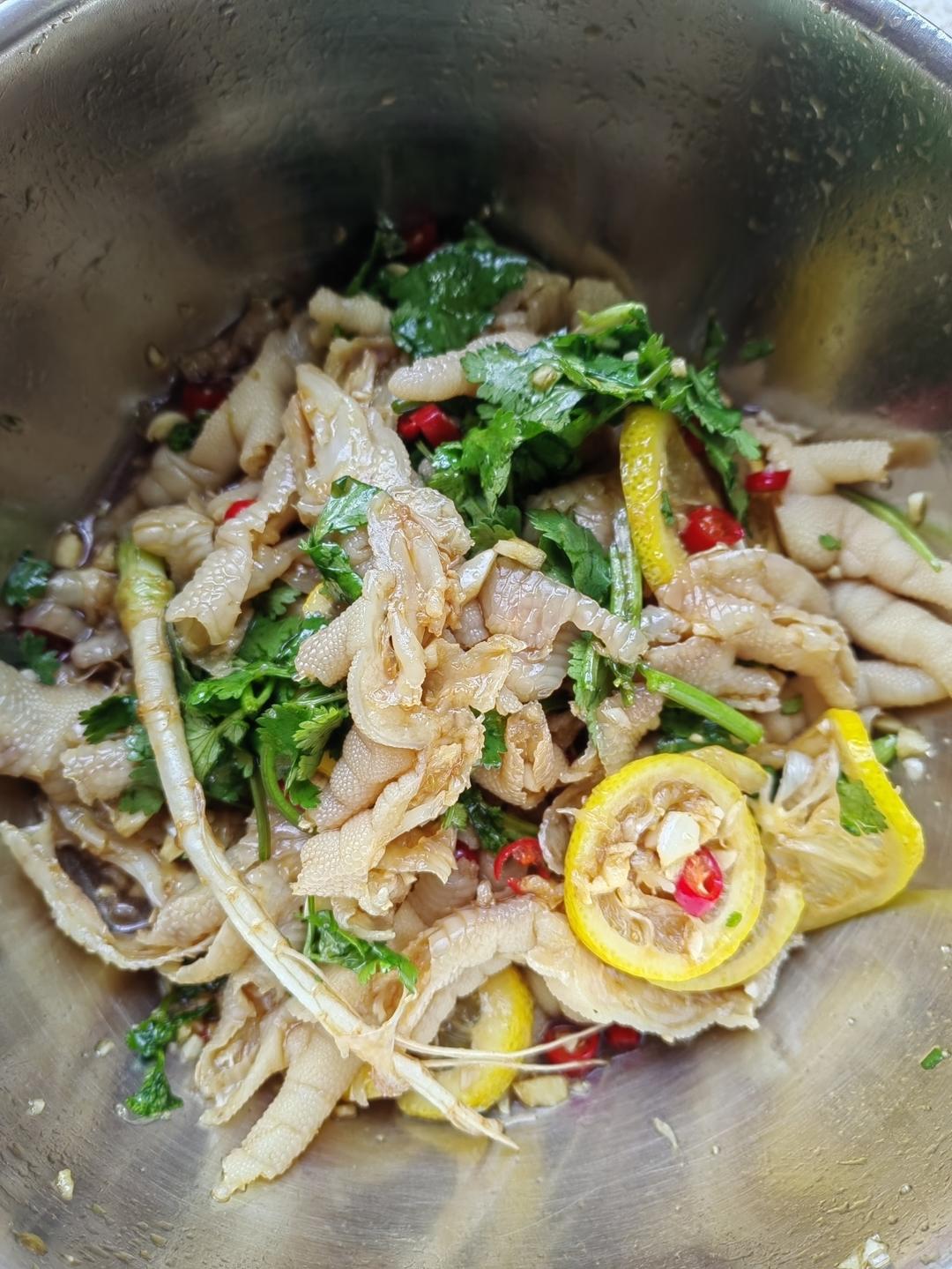 柠檬无骨酸辣凤爪