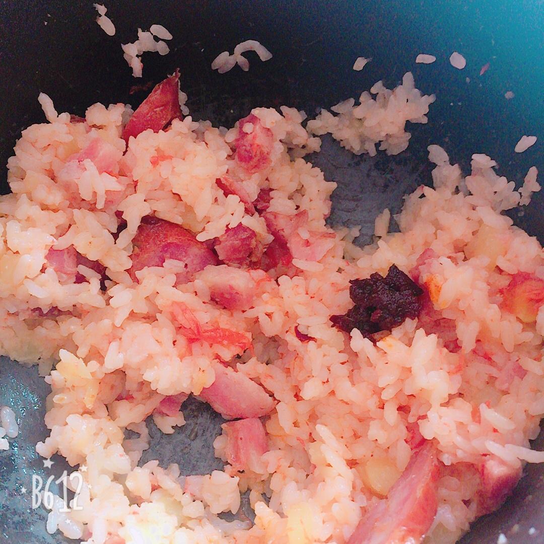 寝室简易电饭锅整个番茄饭（香肠版）