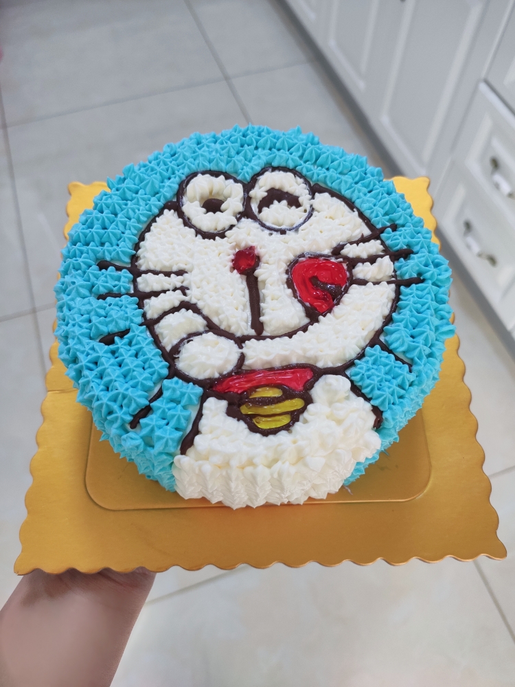 哆啦a梦の机器猫生日蛋糕