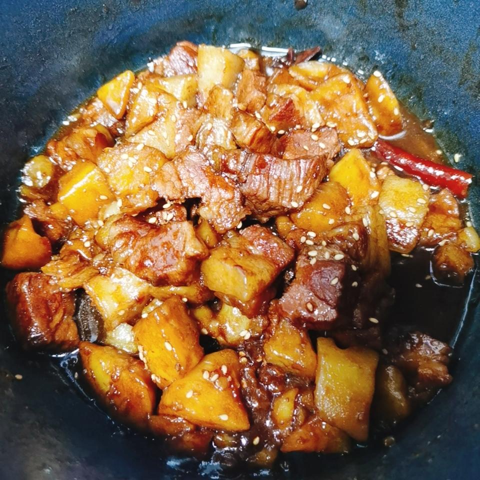 不焯水不放油的家常红烧肉