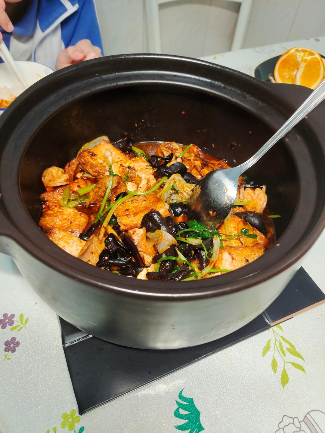 砂锅豆腐煲