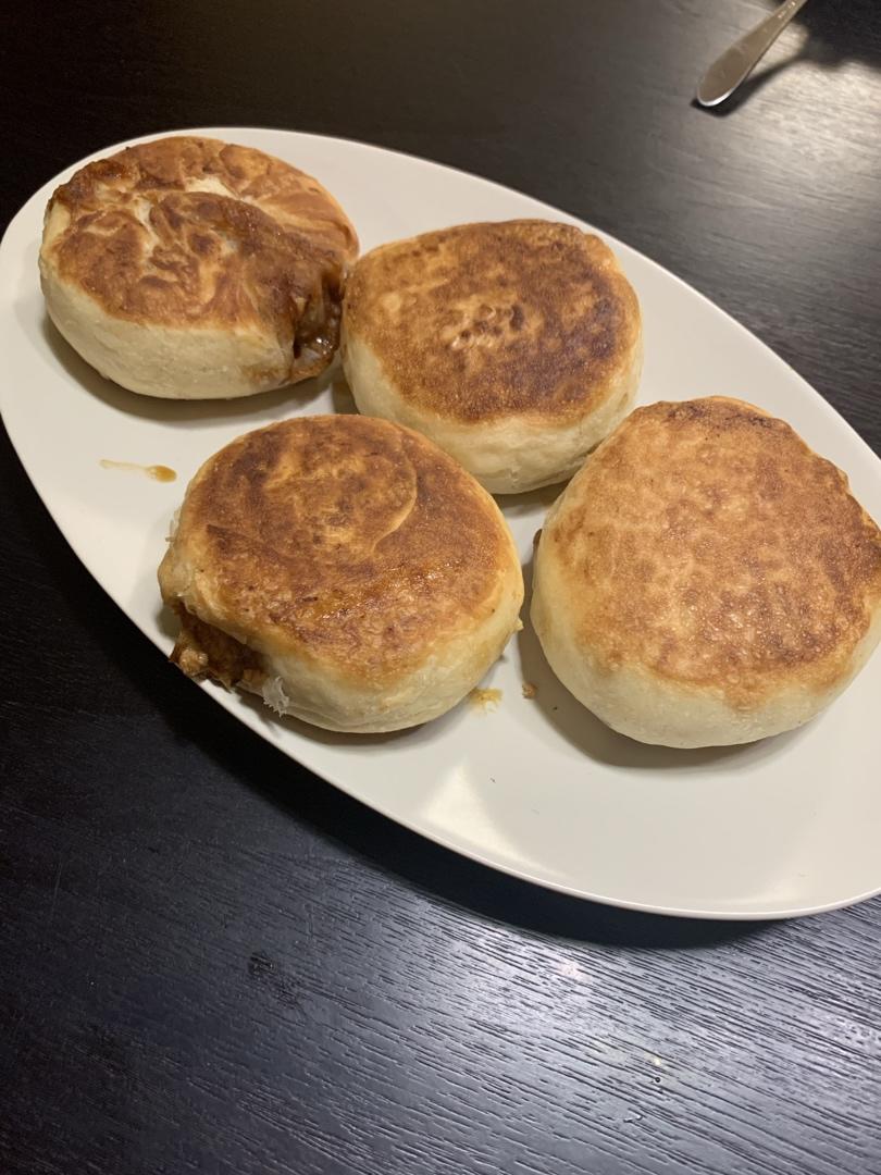 油酥肉火烧 Pork Pie