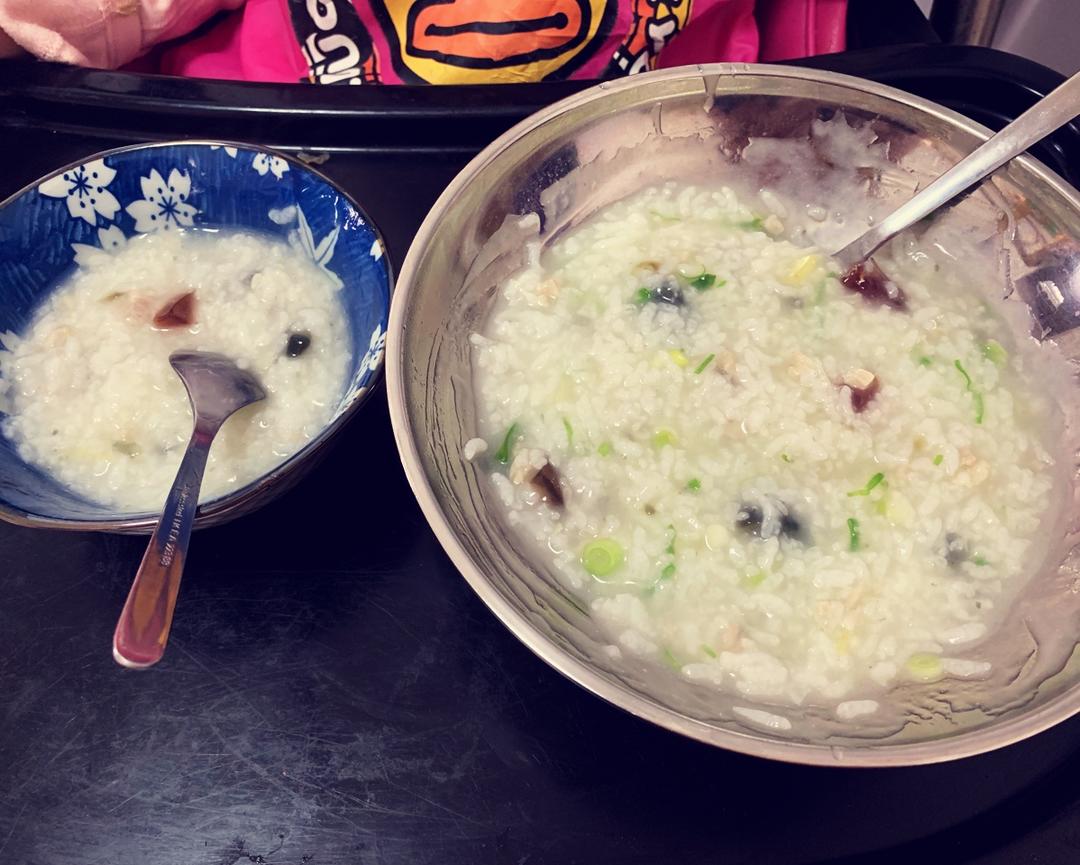 堂妈小厨——超好喝的皮蛋瘦肉粥