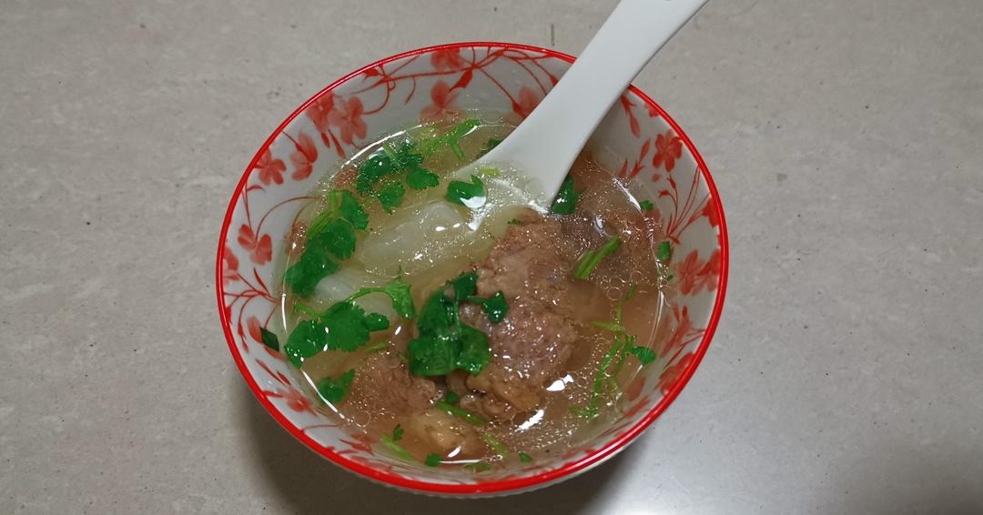 滋补御寒白萝卜羊骨汤