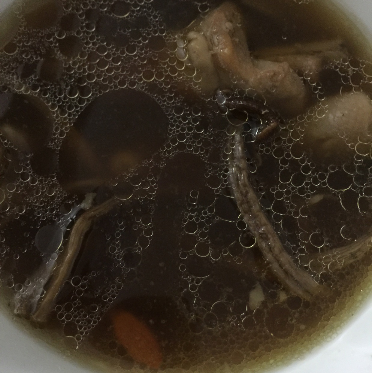 茶树菇炖老鸡