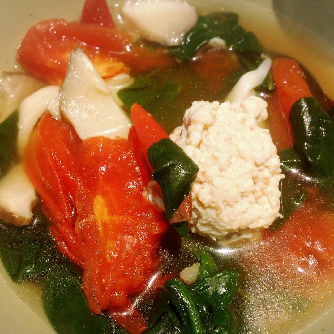 菠菜丸子汤的做法